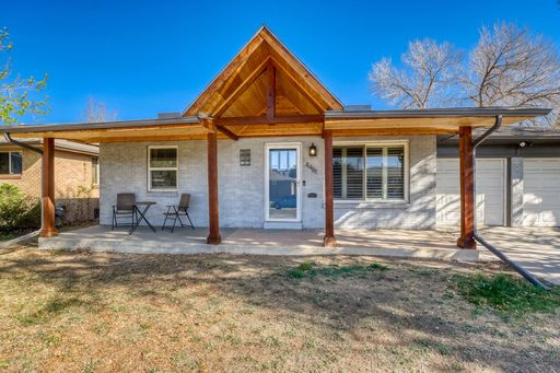 2Bd2.5Ba Fully Furnished Ranch with Office + Hot Tub Near RTD & DU Monthly Rental - 30 Day MIN STAY! – photo 1