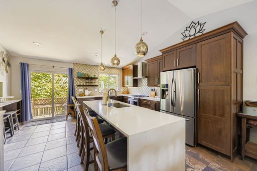 Home Away from Home 3BD Monthly Furnished Rental w/ Office, Fenced Yard & All Utilities Included- Minimum 30 Day Stay – photo 1