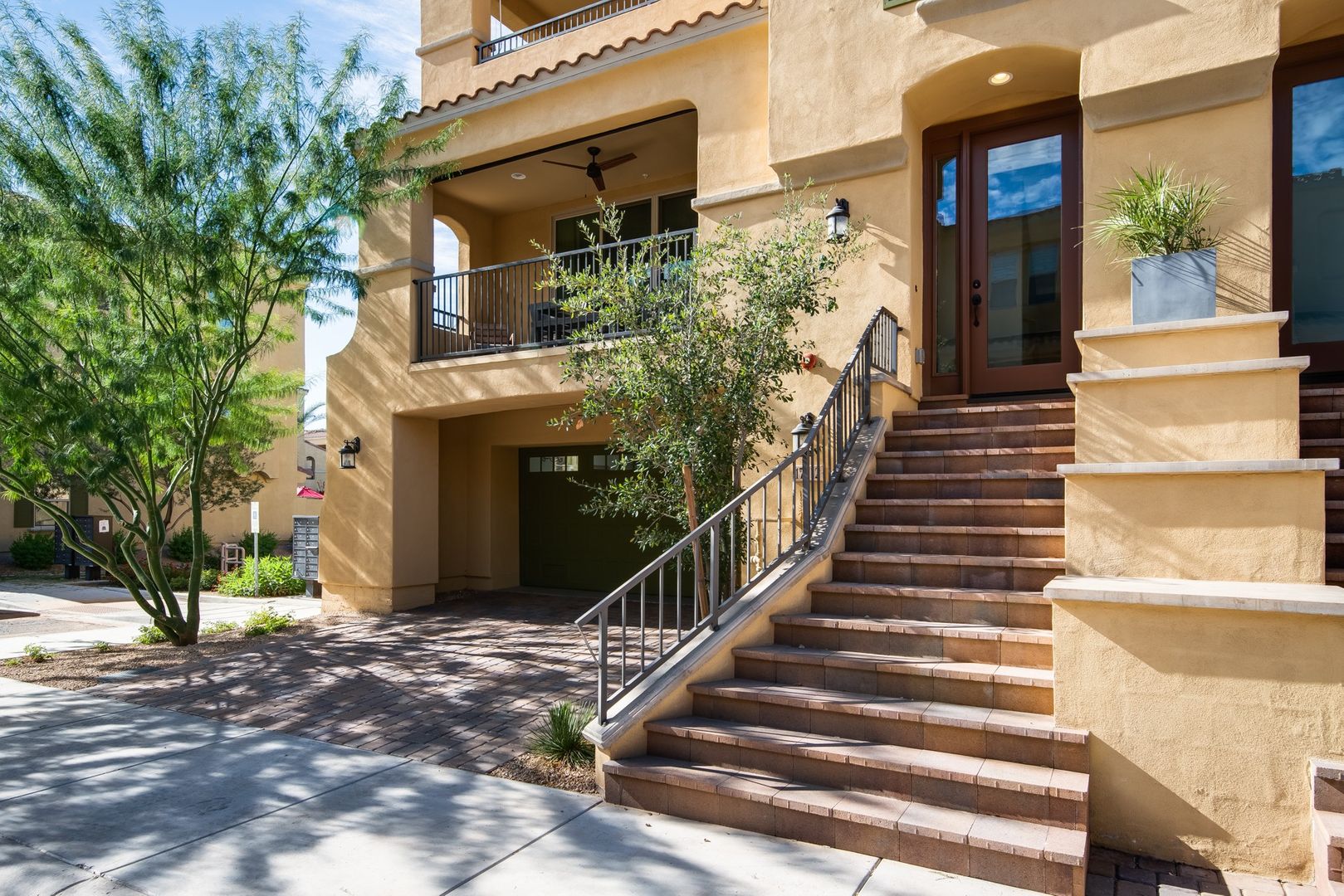 Scottsdale Townhome: 17712 North 77th Way