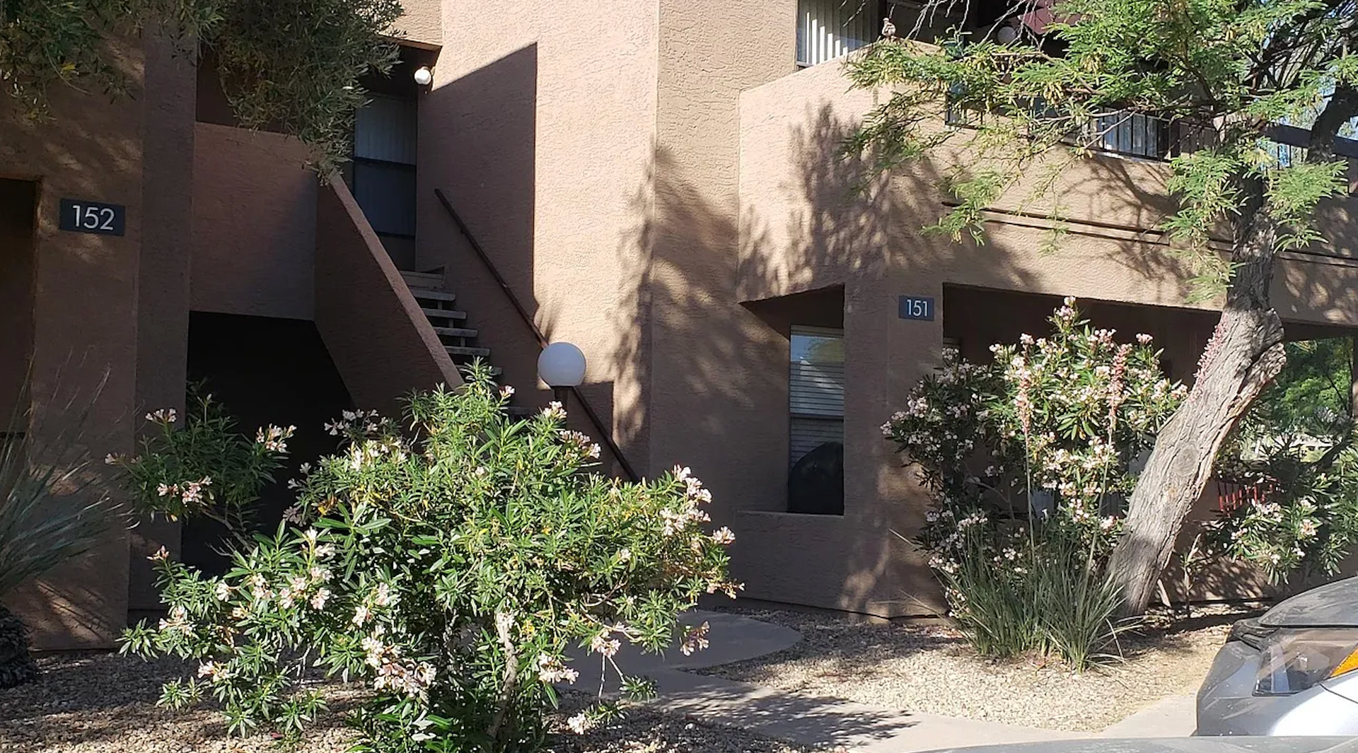 Fountain Hills House: 16657 E Gunsight Dr