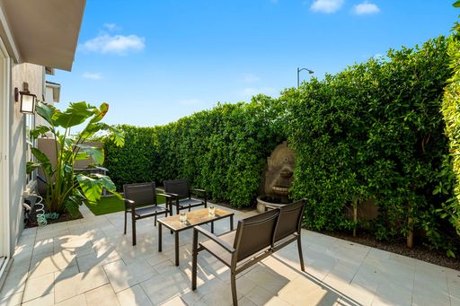 Professionally Designed, Fully Furnished townhome on one of Arabella’s Premium Lots | Scottsdale’s Coveted 85254 “Magic Zip Code” – photo 1