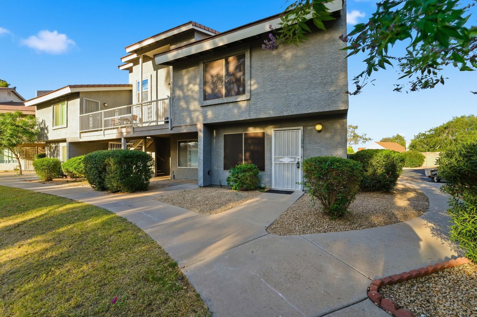 Phoenix Condo: 19601 N 7th Street Unit 1096