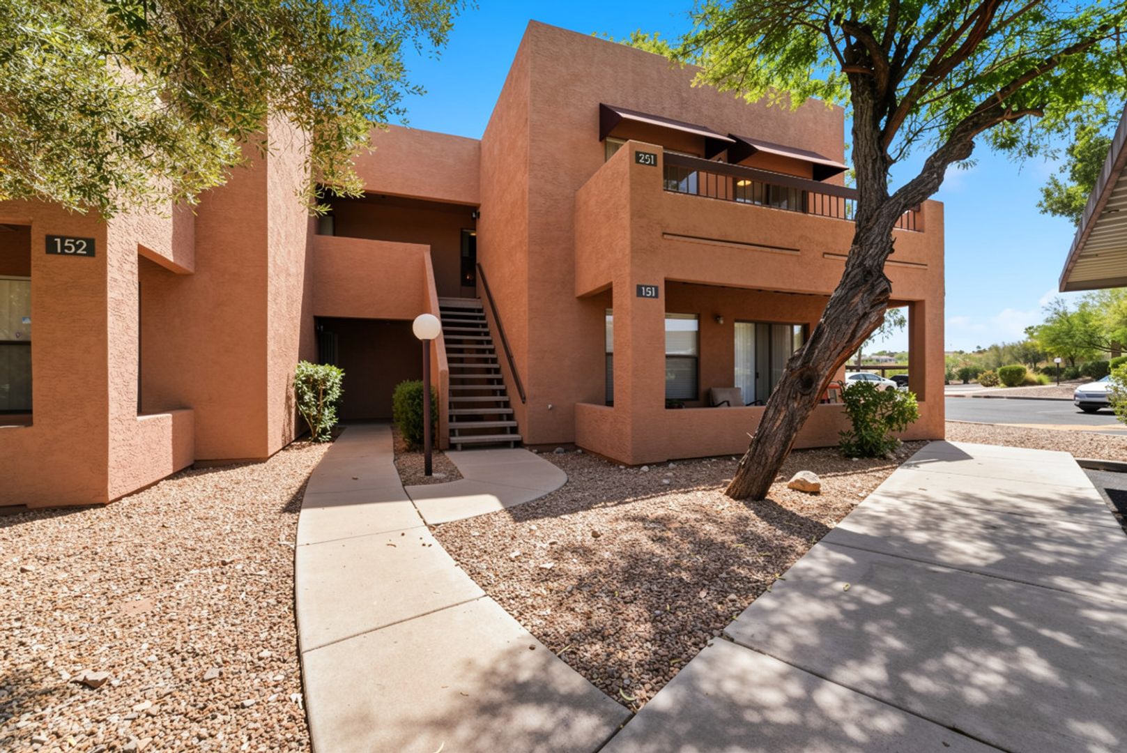 Fountain Hills House: 16657 E Gunsight Dr