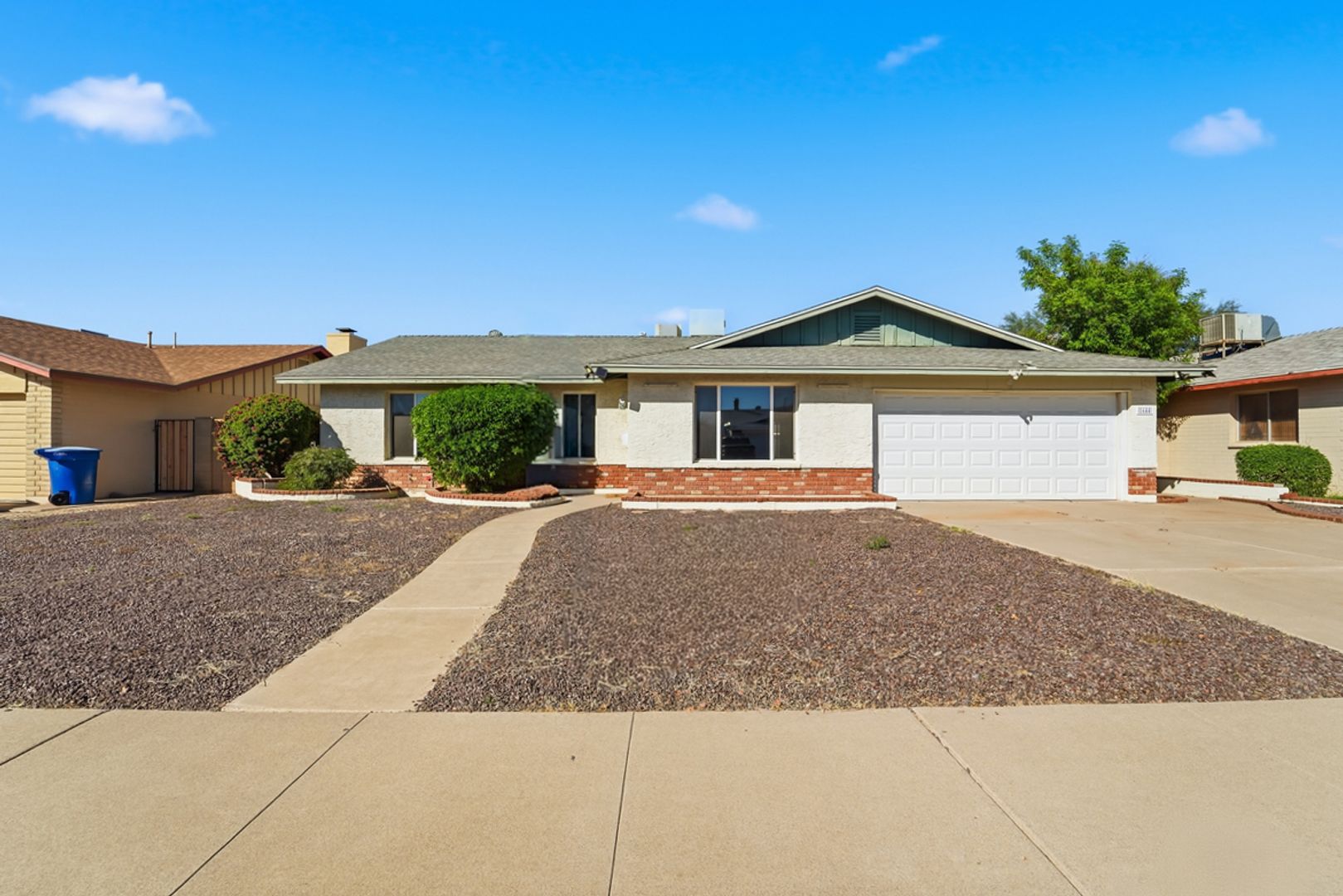 Tempe House: 1644 E Broadmor Dr