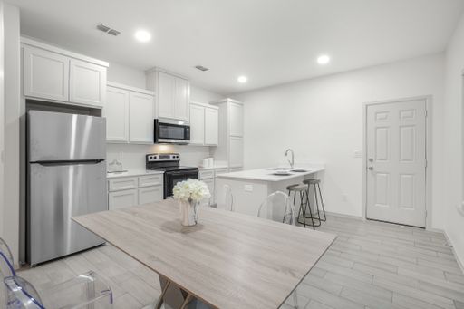 1501 Shavano Dr Unit 1, Edinburg, TX 78541