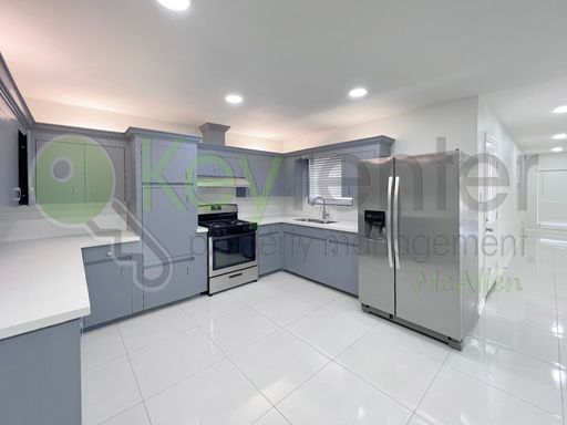 415 N 17th St, Mcallen, TX 78501