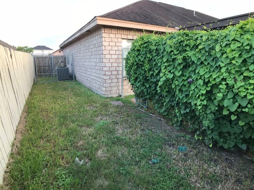 3627 Sycamore Dr, Edinburg, TX 78542