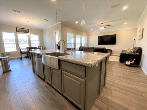 5208 Escondido Pass, McAllen, TX 78504