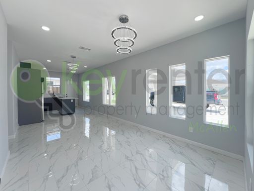 Community, 913 N Woodson Ave, Edinburg, TX 78541