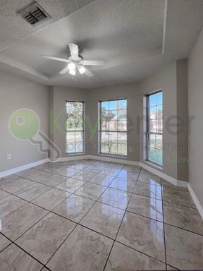1204 E Rio Vista Avenue, Pharr, TX 78577