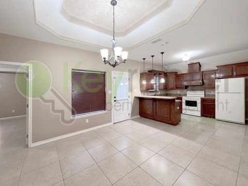 7816  N 26th St, McAllen, TX 78504