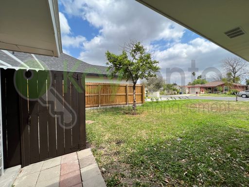 415 N 17th St, Mcallen, TX 78501