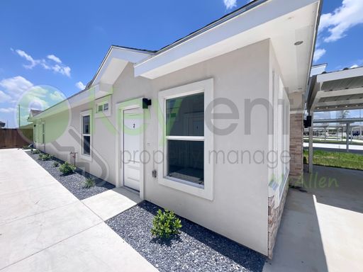Community, 913 N Woodson Ave, Edinburg, TX 78541