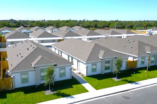 1501 Shavano Dr Unit 1, Edinburg, TX 78541