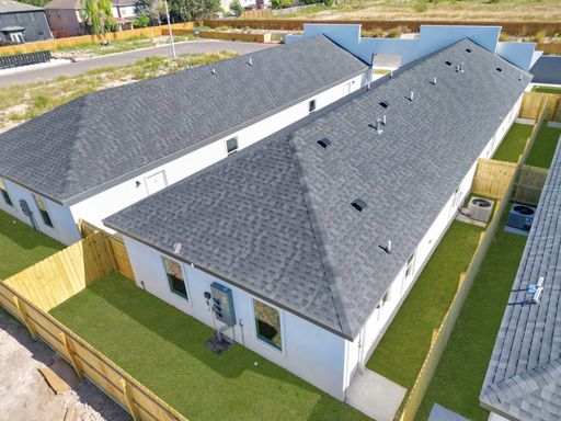 2309 S Hilltop Ave, Edinburg, TX 78542