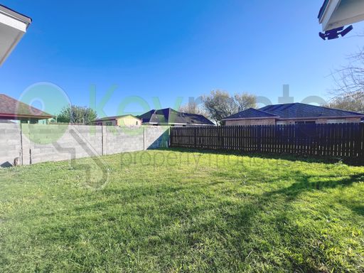 1204 E Rio Vista Avenue, Pharr, TX 78577