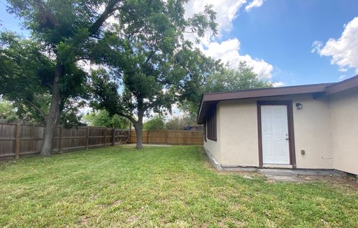 1708 N 6th St, Mcallen, TX 78501
