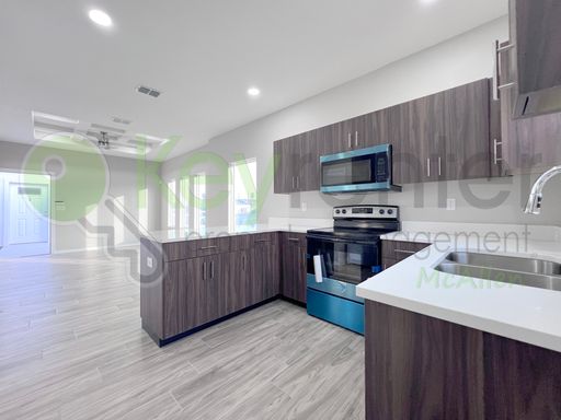 4104 Walnut Ave Unit 4 , McAllen, TX 78501