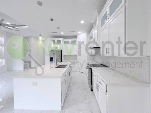 3104 E Kennedy Ave, Alton, TX 78573