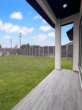 3104 E Kennedy Ave, Alton, TX 78573