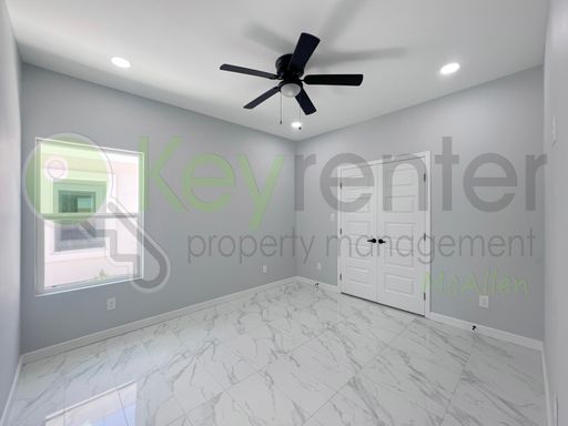 Community, 913 N Woodson Ave, Edinburg, TX 78541