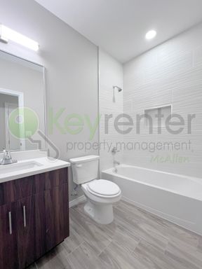 4104 Walnut Ave Unit 4 , McAllen, TX 78501