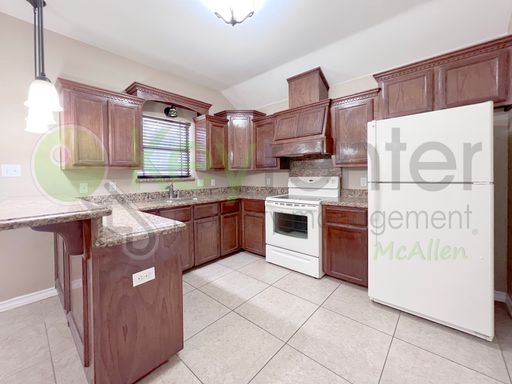 7816  N 26th St, McAllen, TX 78504