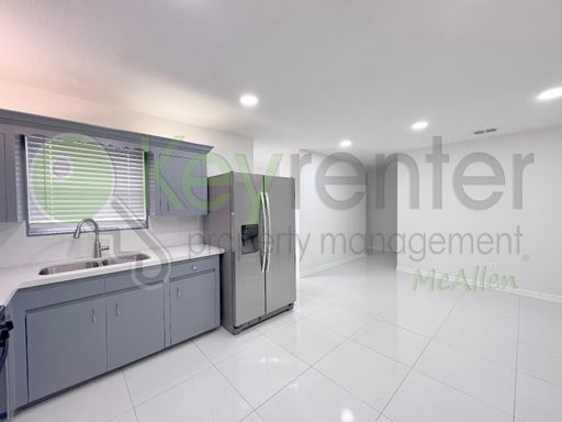 415 N 17th St, Mcallen, TX 78501