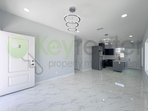 Community, 913 N Woodson Ave, Edinburg, TX 78541