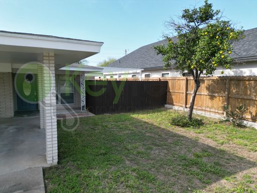 415 N 17th St, Mcallen, TX 78501