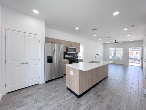 3610 S Veterans Blvd  , Edinburg, TX 78542