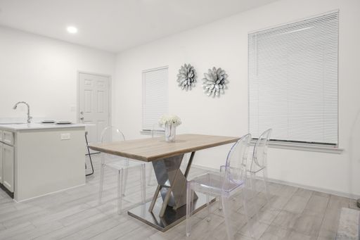1501 Shavano Dr Unit 1, Edinburg, TX 78541