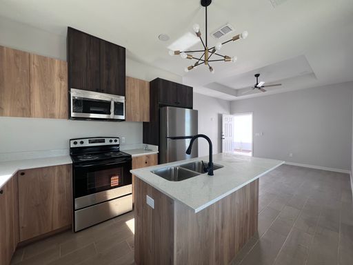 2309 S Hilltop Ave, Edinburg, TX 78542