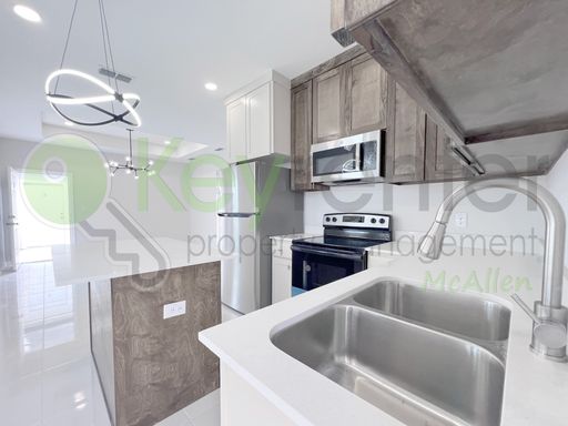 2900 Links Dr , Edinburg, TX 78542