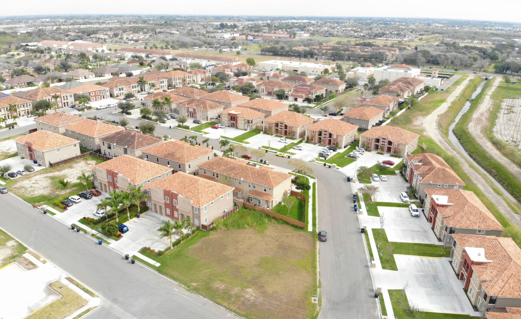 Mcallen Townhome: 1204 E Pine Ridge Avenue Unit 3