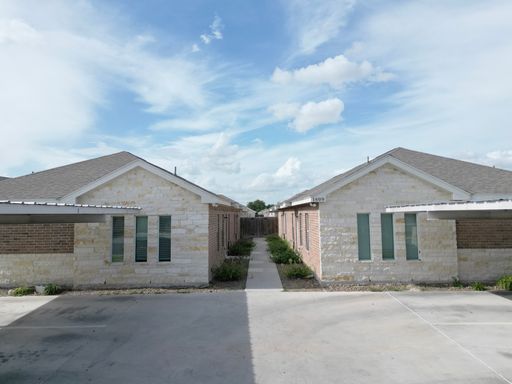 1609 W Cortlandt St. Unit 3, Edinburg, TX 78541