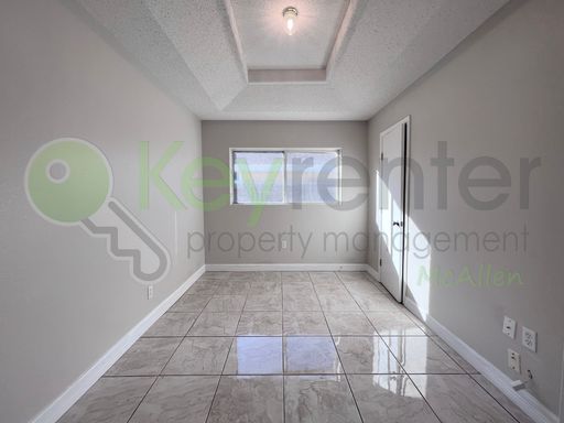 1204 E Rio Vista Avenue, Pharr, TX 78577