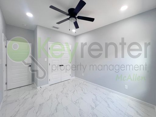 Community, 913 N Woodson Ave, Edinburg, TX 78541