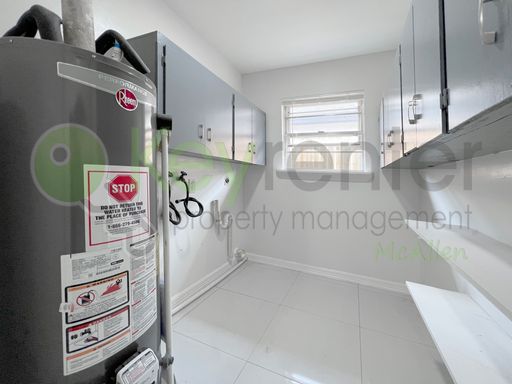 415 N 17th St, Mcallen, TX 78501