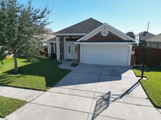 1908 Butkus Dr , Edinburg, TX 78542