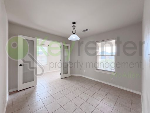 323 CAVAZOS ST , EDINBURG, TX 78539