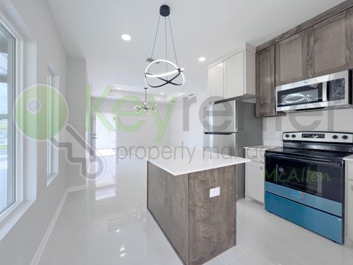 2900 Links Dr , Edinburg, TX 78542