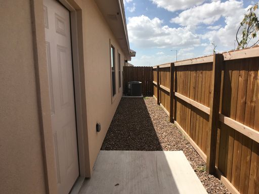 401 Newport Ave Unit 4 - 4, Edinburg, TX 78539