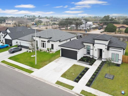 3104 E Kennedy Ave, Alton, TX 78573