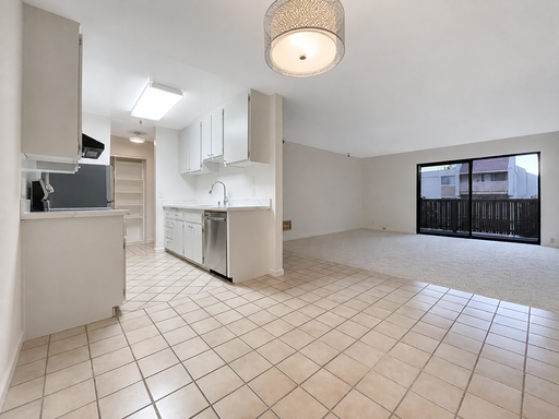 Charming one-bedroom, one-bathroom condo in Mountain View, CA. – photo 1