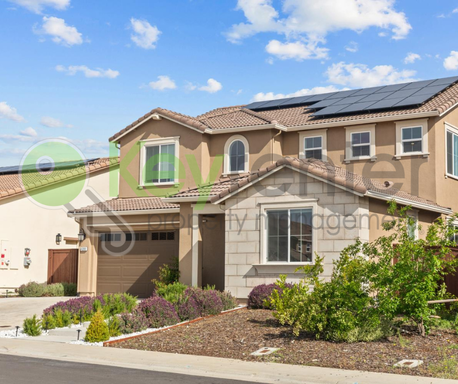 Beautiful Large Home In Newer Folsom Neighborhood – photo 1