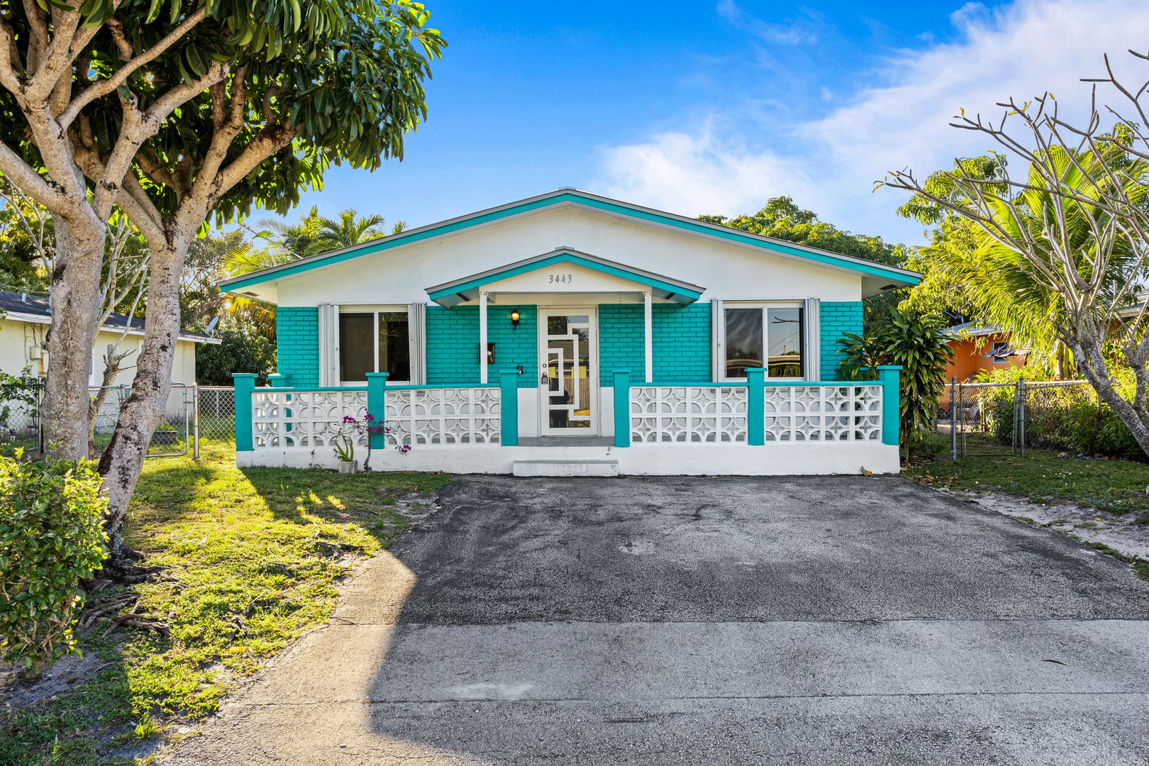 Oakland Park House: 3443 Northeast 3rd Avenue