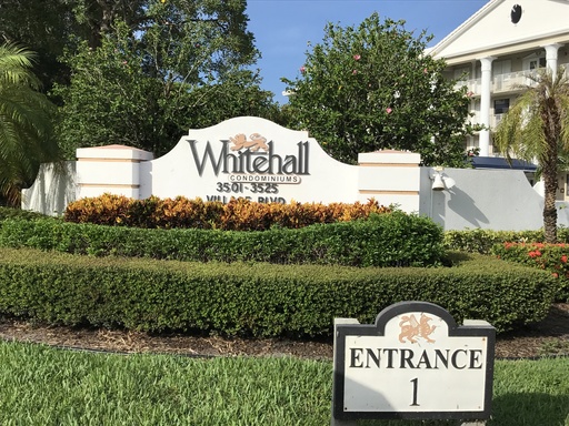 Sun-Filled Penthouse Unit | 2BR/2BA | Pool Views | 2 Parking Spaces Included – photo 1