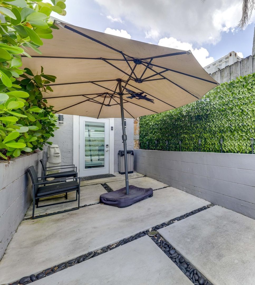 West Park House: 3609 SW 58th Ave