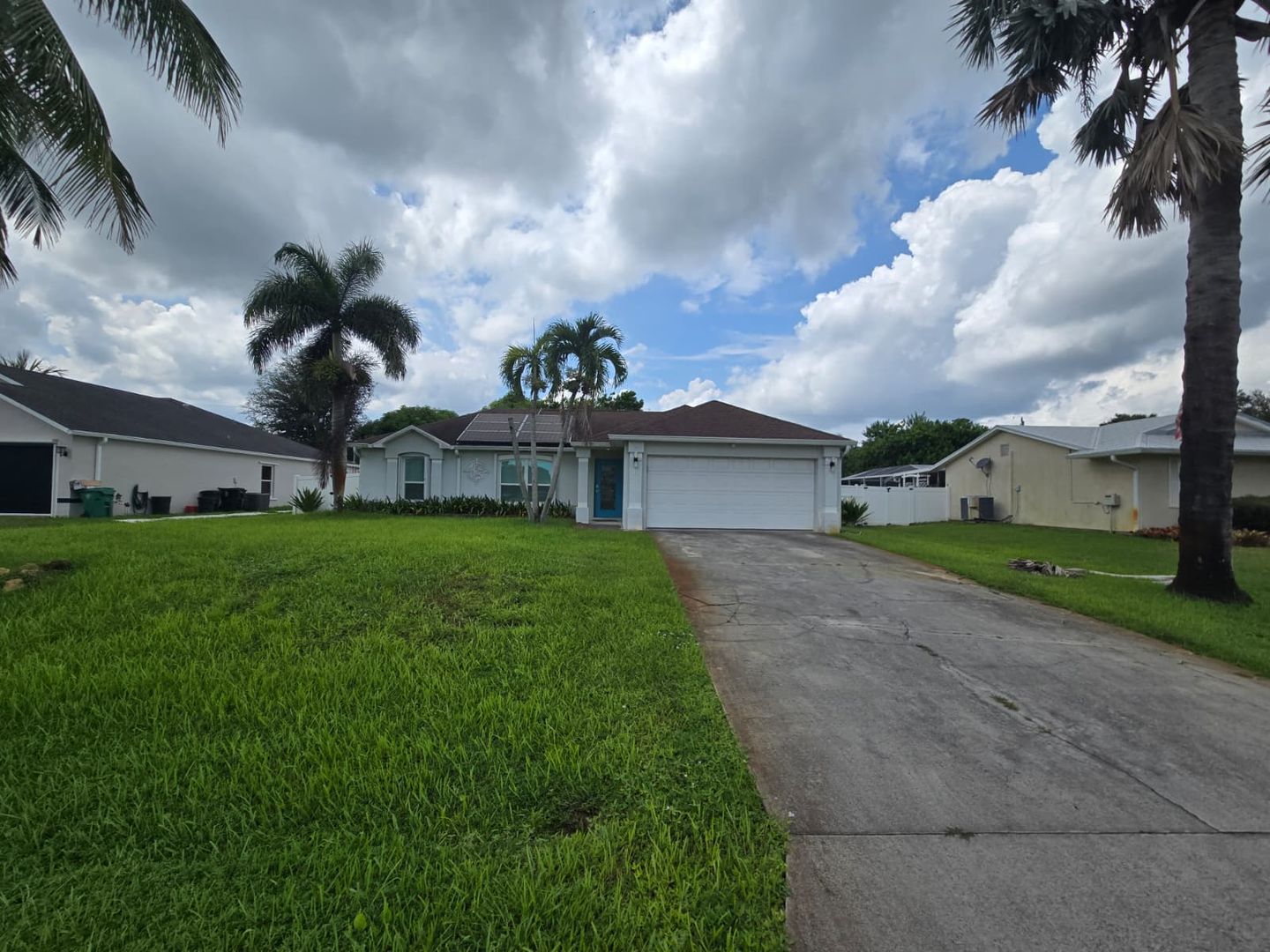 Port Saint Lucie House: 862 SW Carmelite Street